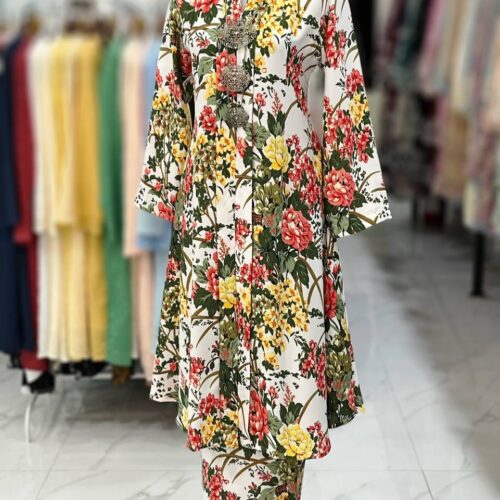 KEBAYA LABUH ZUBAIDAH