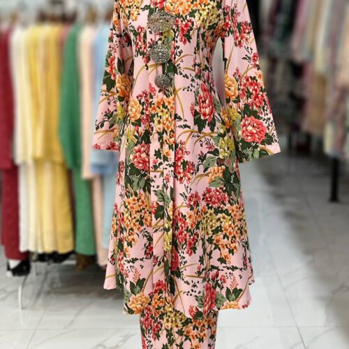 KEBAYA LABUH ZUBAIDAH