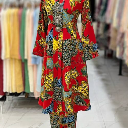 KEBAYA LABUH ZUBAIDAH