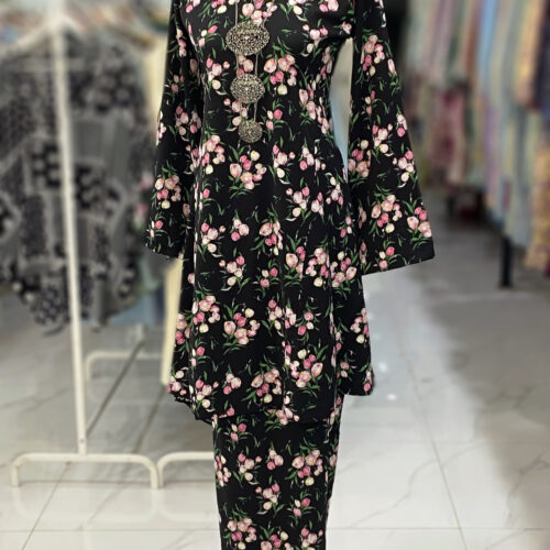 MELOR KURUNG RIAU CREPE BLACK