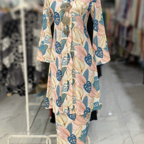 KEBAYA LABUH DANG ANUM