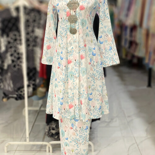 KEBAYA LABUH DANG ANUM WHITE