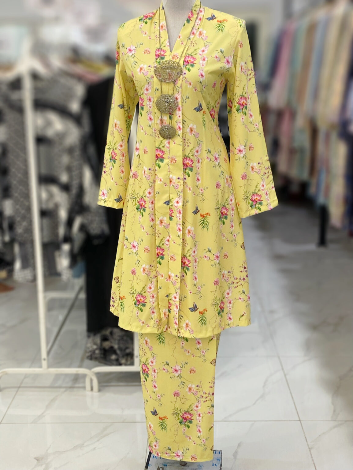 KEBAYA LABUH DANG ANUM YELLOW