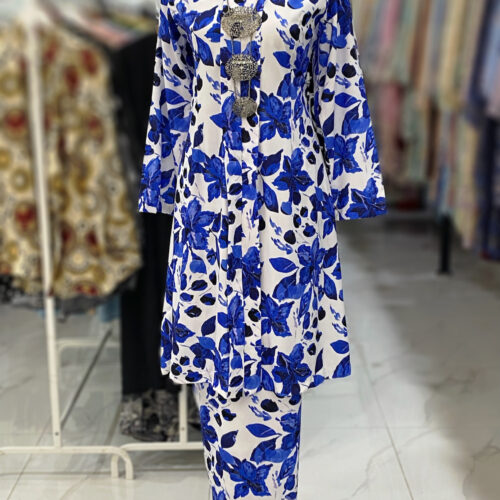 KEBAYA LABUH DANG ANUM BLUE WHITE