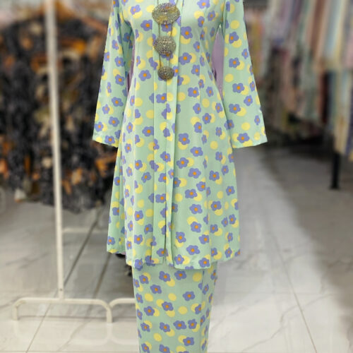 KEBAYA LABUH DANG ANUM MINT
