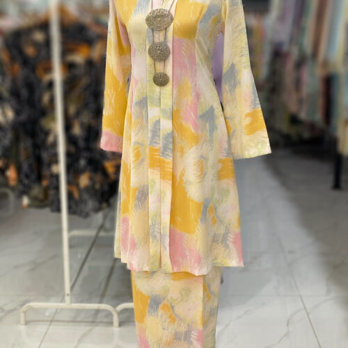 KEBAYA LABUH DANG ANUM YELLOW