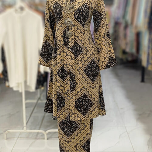 KEBAYA LABUH DANG ANUM BROWN