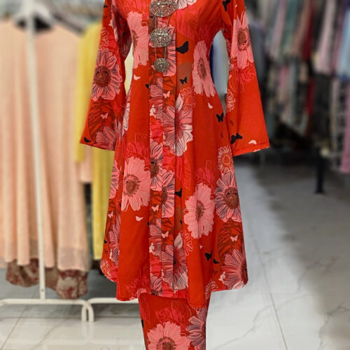 KEBAYA LABUH ZUBAIDAH CHILLI RED