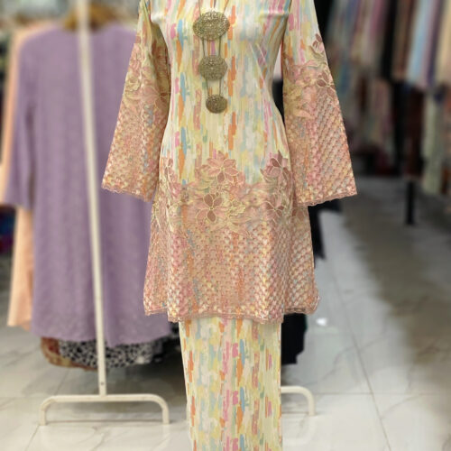 CAMELIA KURUNG BORDER LACE ABSTRACT PINK