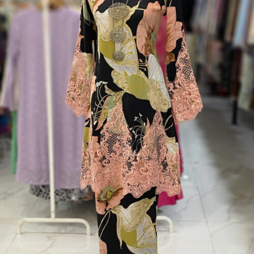 CAMELIA KURUNG BORDER LACE PINK BLACK