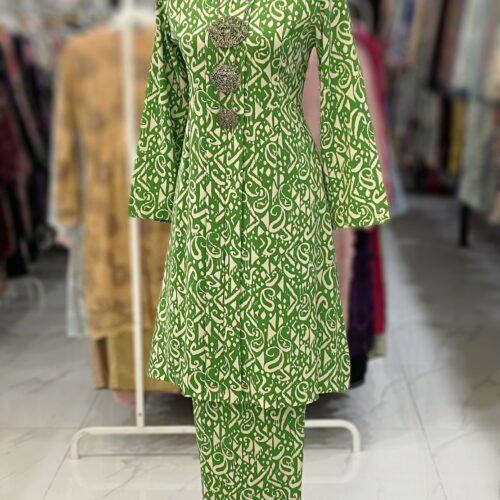 KEBAYA LABUH DANG ANUM GREEN