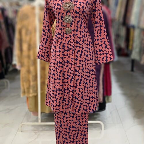 KEBAYA LABUH DANG ANUM PINK BLUE