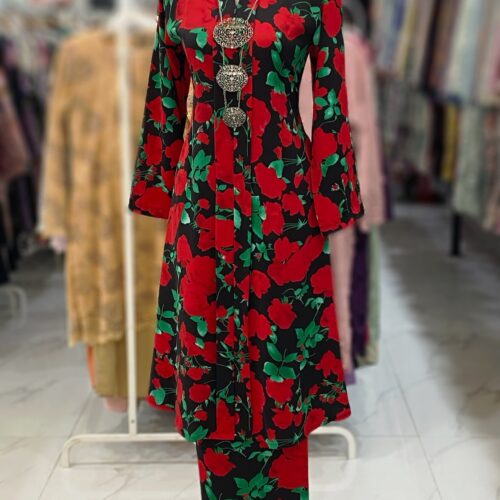 KEBAYA LABUH ZUBAIDAH  BLACK RED