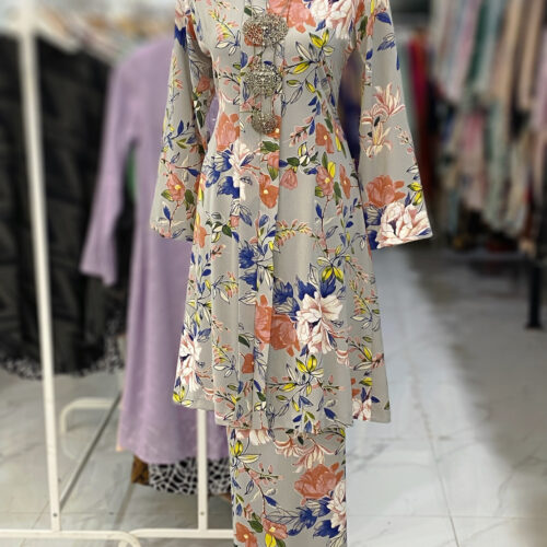 KEBAYA LABUH DANG ANUM GRAY