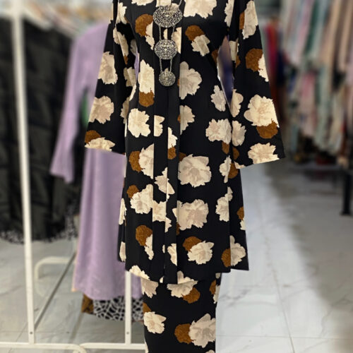 KEBAYA LABUH DANG ANUM BLACK