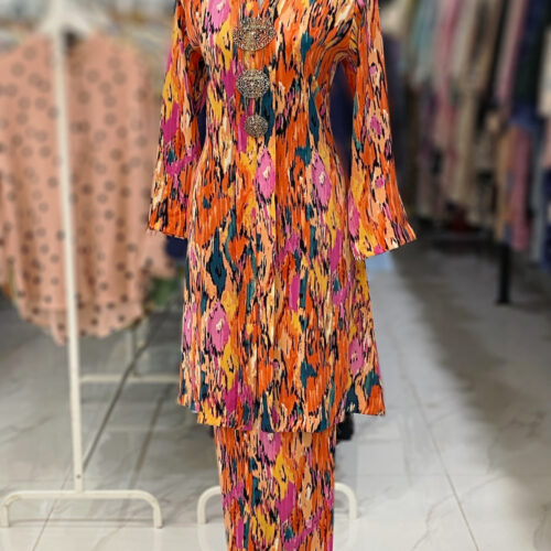 KEBAYA LABUH DANG ANUM