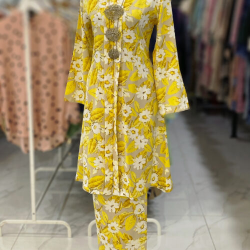 KEBAYA LABUH DANG ANUM YELLOW