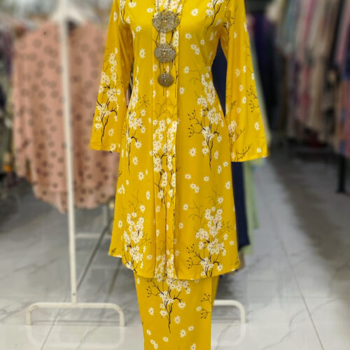 KEBAYA LABUH DANG ANUM YELLOW