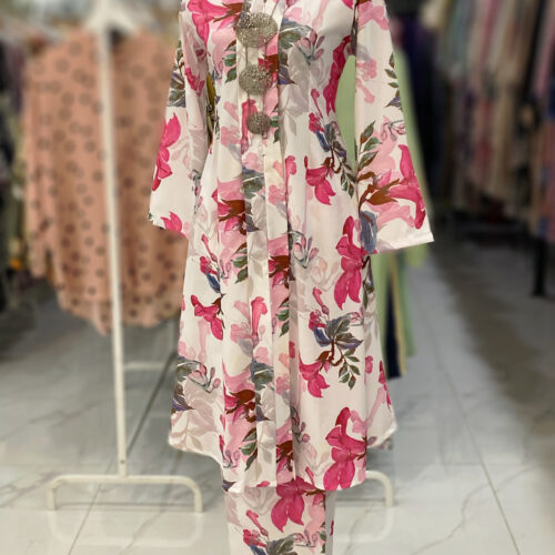 KEBAYA LABUH ZUBAIDAH WHITE PINK