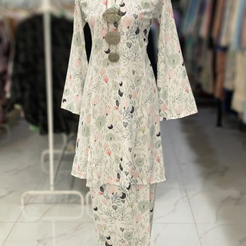 MELOR KURUNG RIAU CREPE WHITE