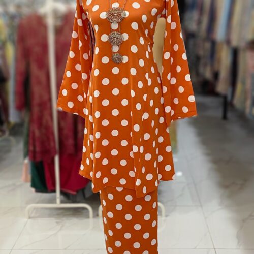 MELOR KURUNG RIAU CREPE POLKADOT ORANGE