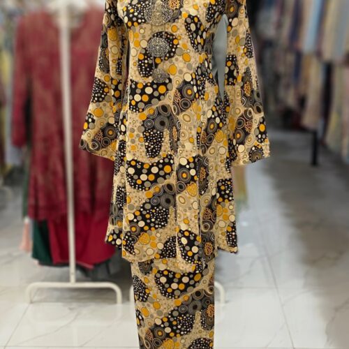 MELOR KURUNG RIAU CREPE NUDE BLACK