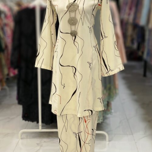 MELOR KURUNG RIAU CREPE OFF WHITE