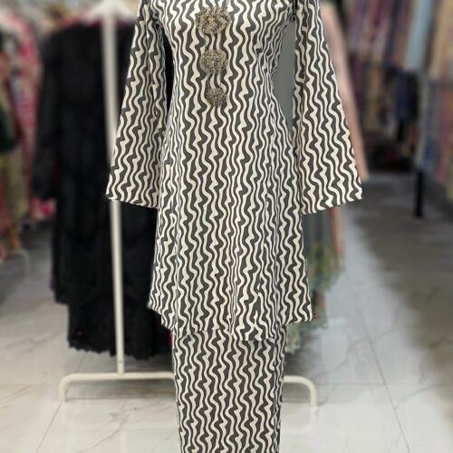 MELOR KURUNG RIAU CREPE GREY WHITE