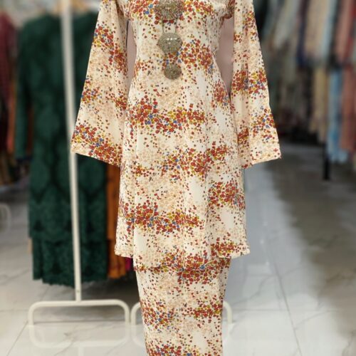 MELOR KURUNG RIAU CREPE WHITE RED FLORAL