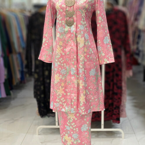 KEBAYA LABUH DANG ANUM JAQUARD SILK BABY PINK