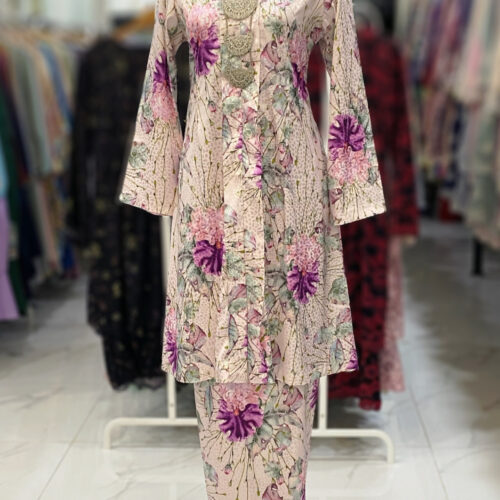 KEBAYA LABUH DANG ANUM JAQUARD DUSTY PURPLE