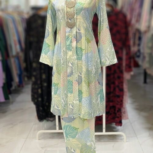 KEBAYA LABUH DANG ANUM JAQUARD GREEN BLUE