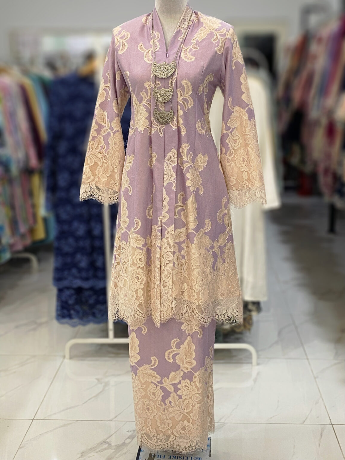 KEBAYA LABUH DANG ANUM LACE - Image 7