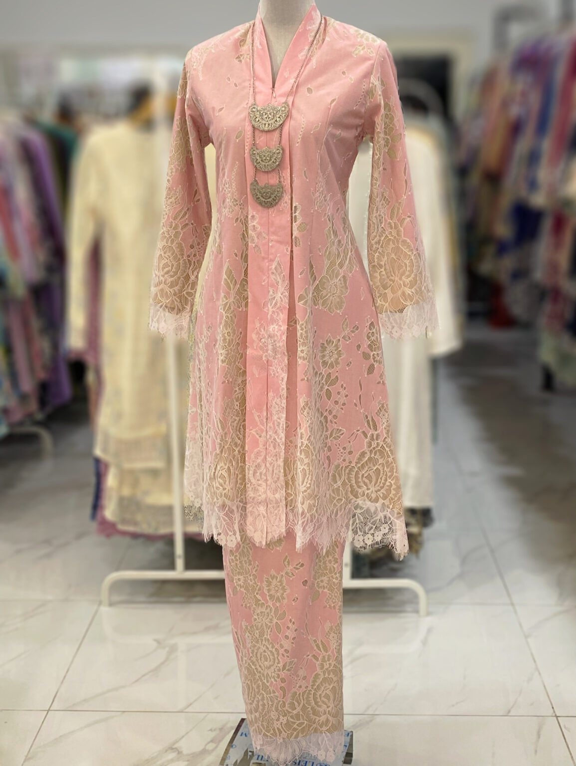 KEBAYA LABUH DANG ANUM LACE - Image 5