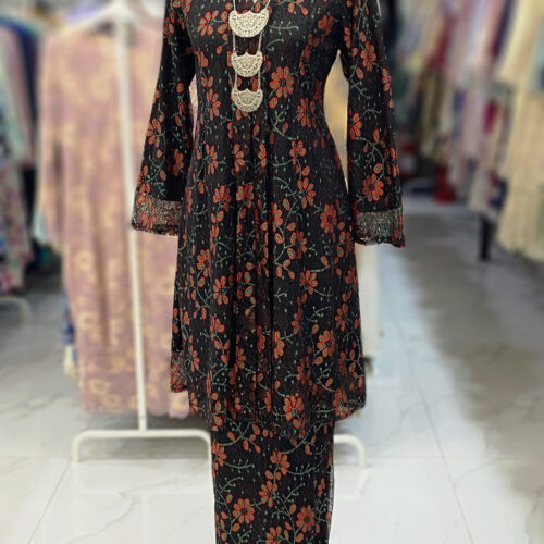 KEBAYA LABUH DANG ANUM LACE PREMIUM BLACK RED