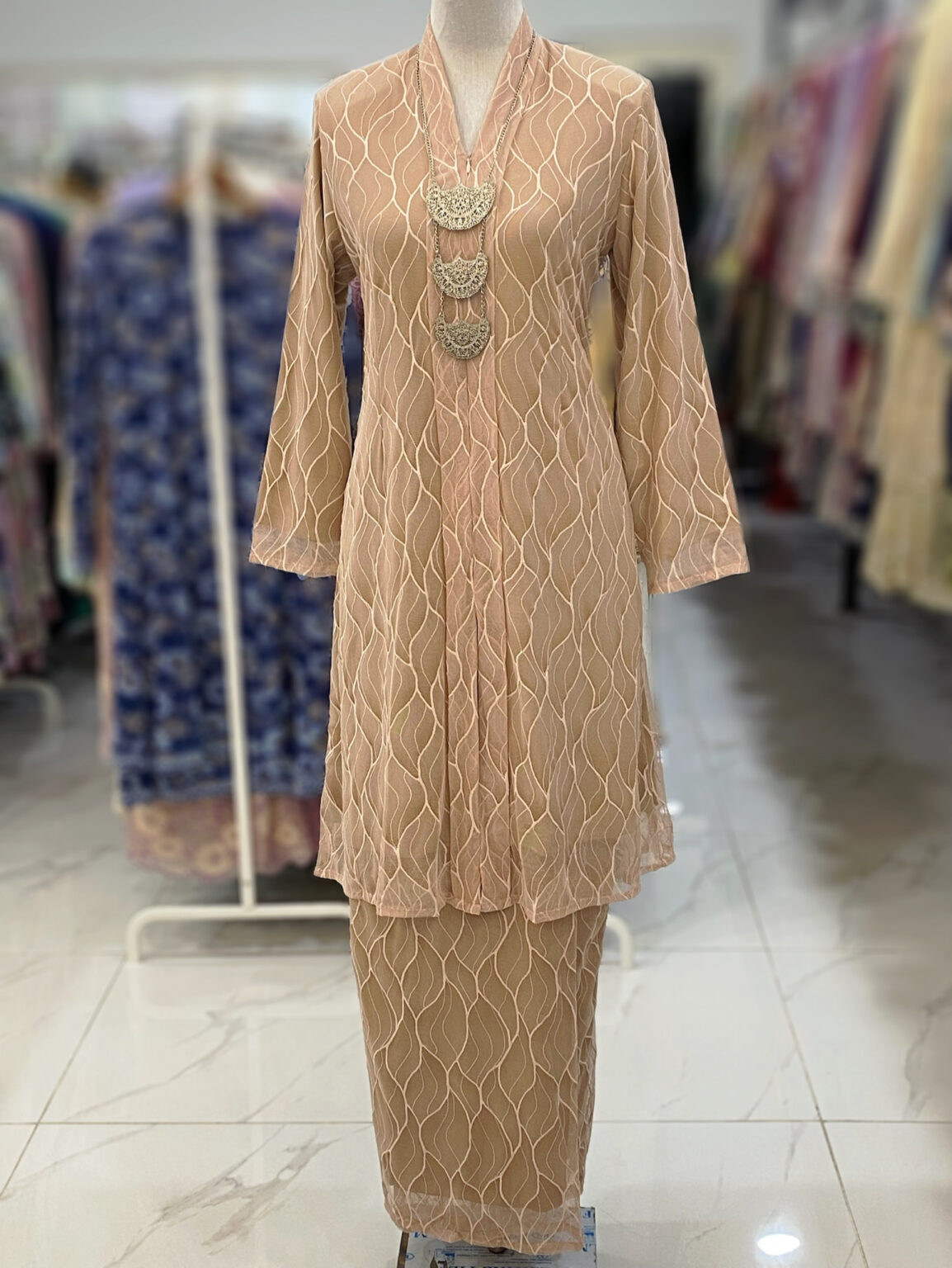KEBAYA LABUH DANG ANUM LACE - Image 4