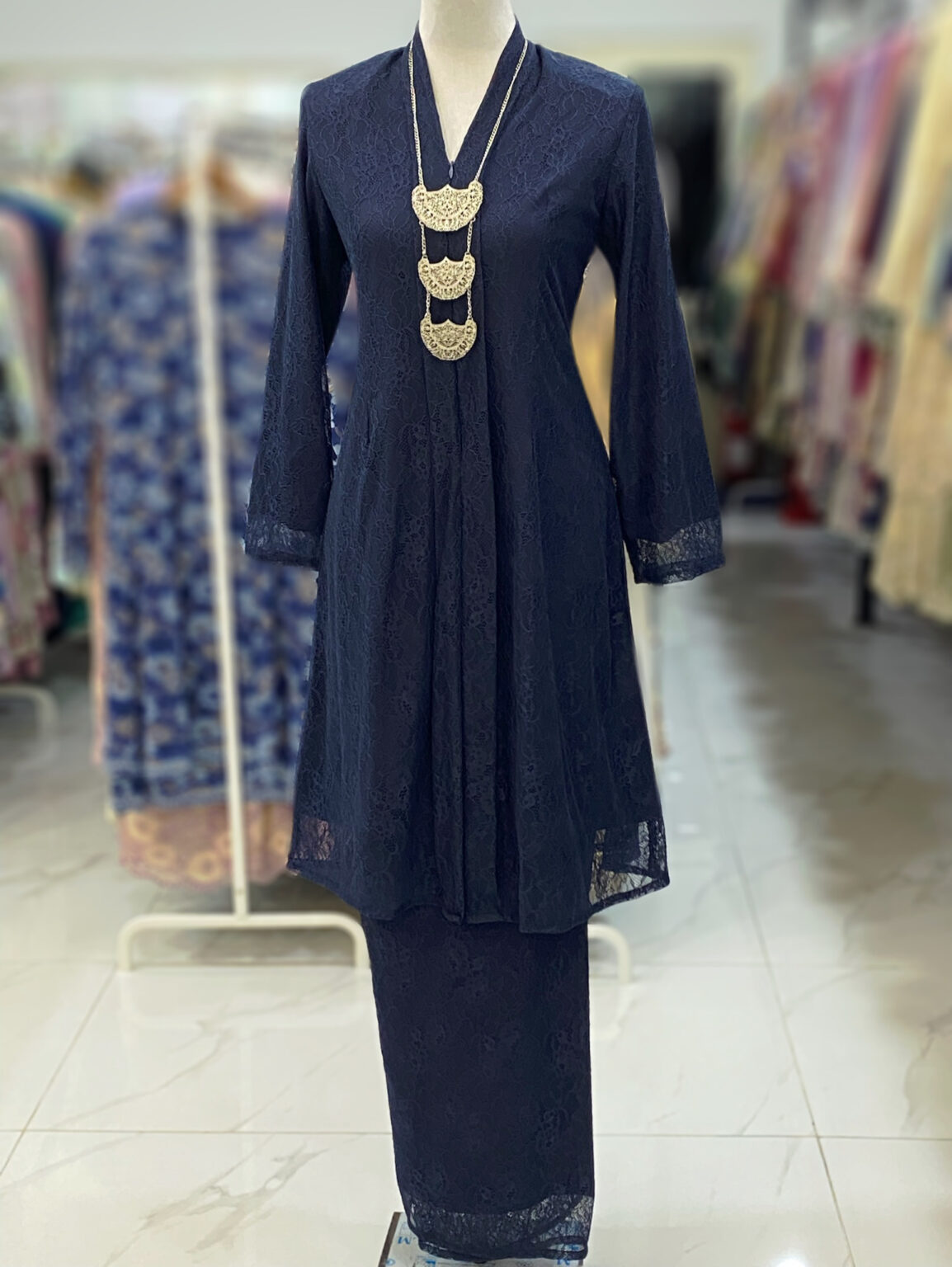 KEBAYA LABUH DANG ANUM LACE - Image 5