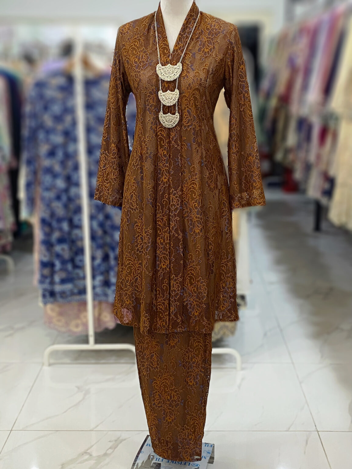 KEBAYA LABUH DANG ANUM LACE - Image 6