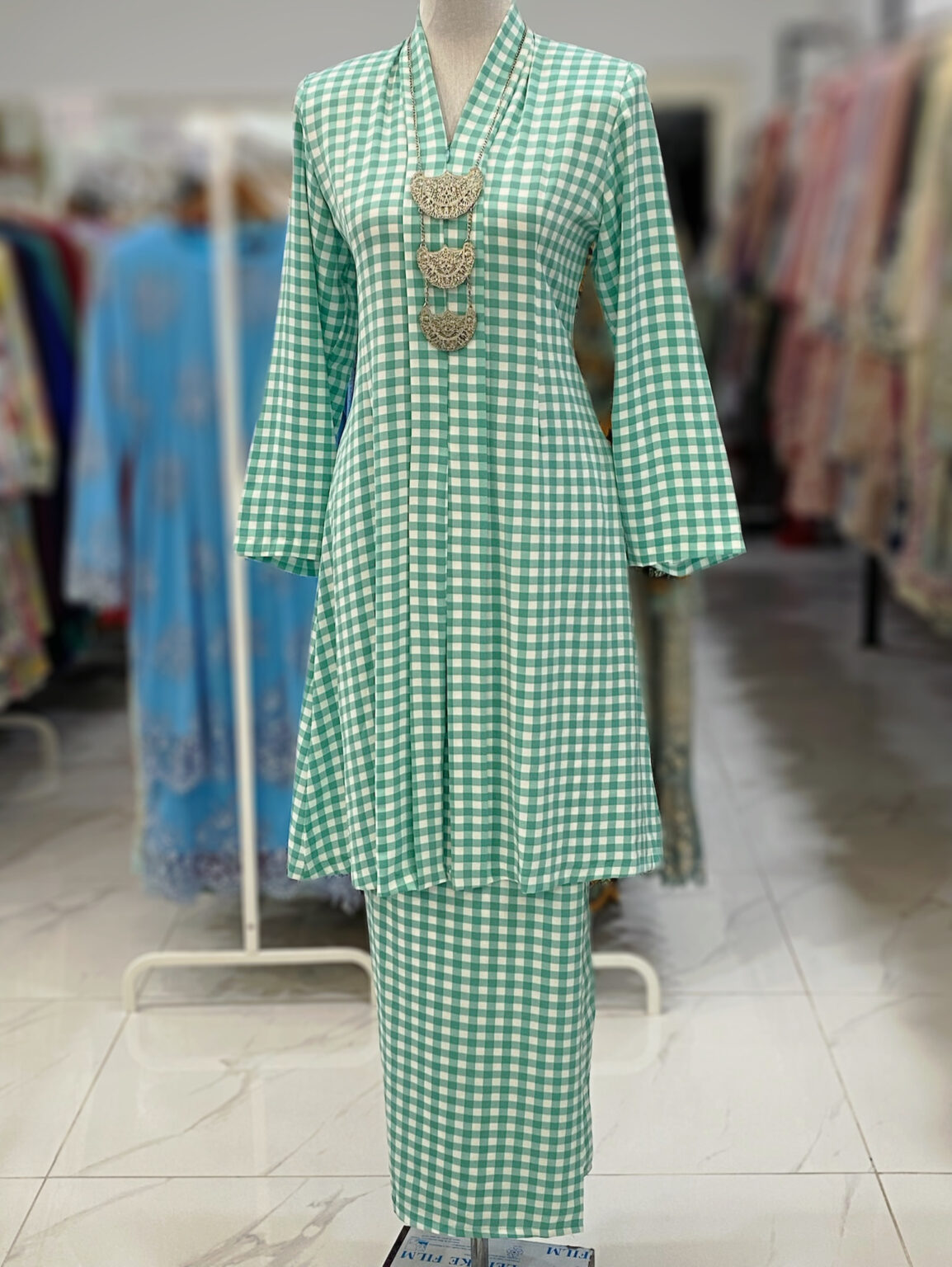 KEBAYA LABUH DANG ANUM - Image 3