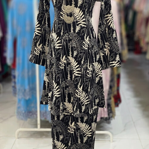 MELOR KURUNG RIAU CREPE BLACK