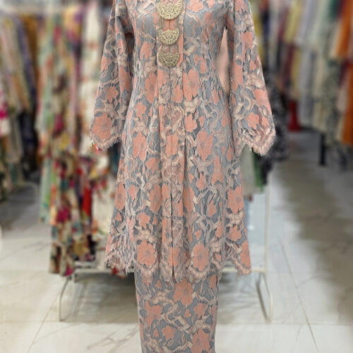 KEBAYA LABUH DANG ANUM LACE PINK GRAY
