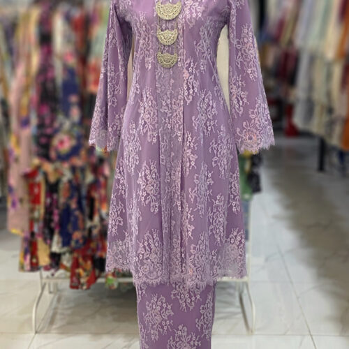 KEBAYA LABUH DANG ANUM LACE PURPLE