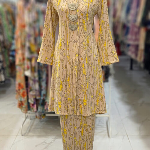 KEBAYA LABUH DANG ANUM NUDE YELLOW