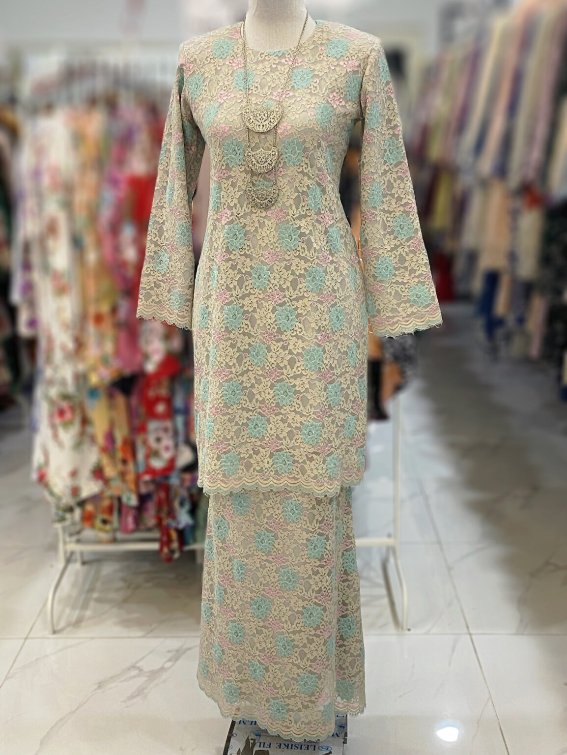 BAINON KURUNG LACE PREMIUM - Image 4