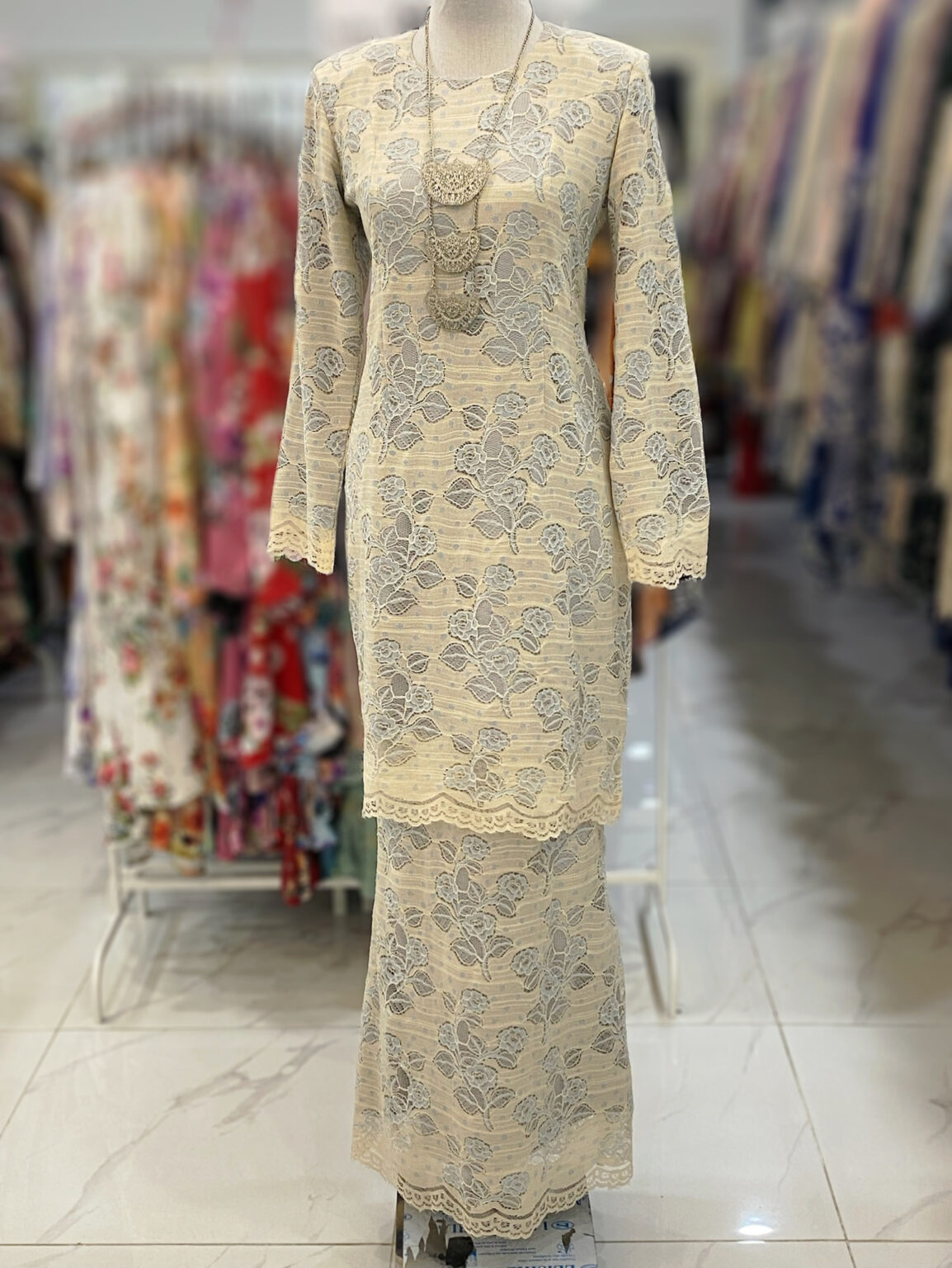 BAINON KURUNG LACE PREMIUM - Image 4