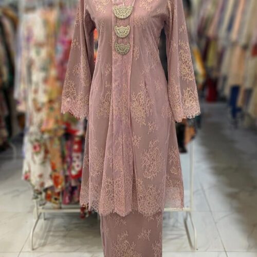 KEBAYA LABUH DANG ANUM LACE PINK BELACAN