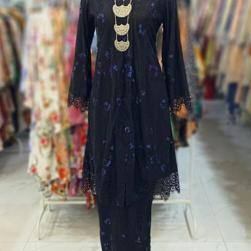 KEBAYA LABUH DANG ANUM LACE BLACK BLUE