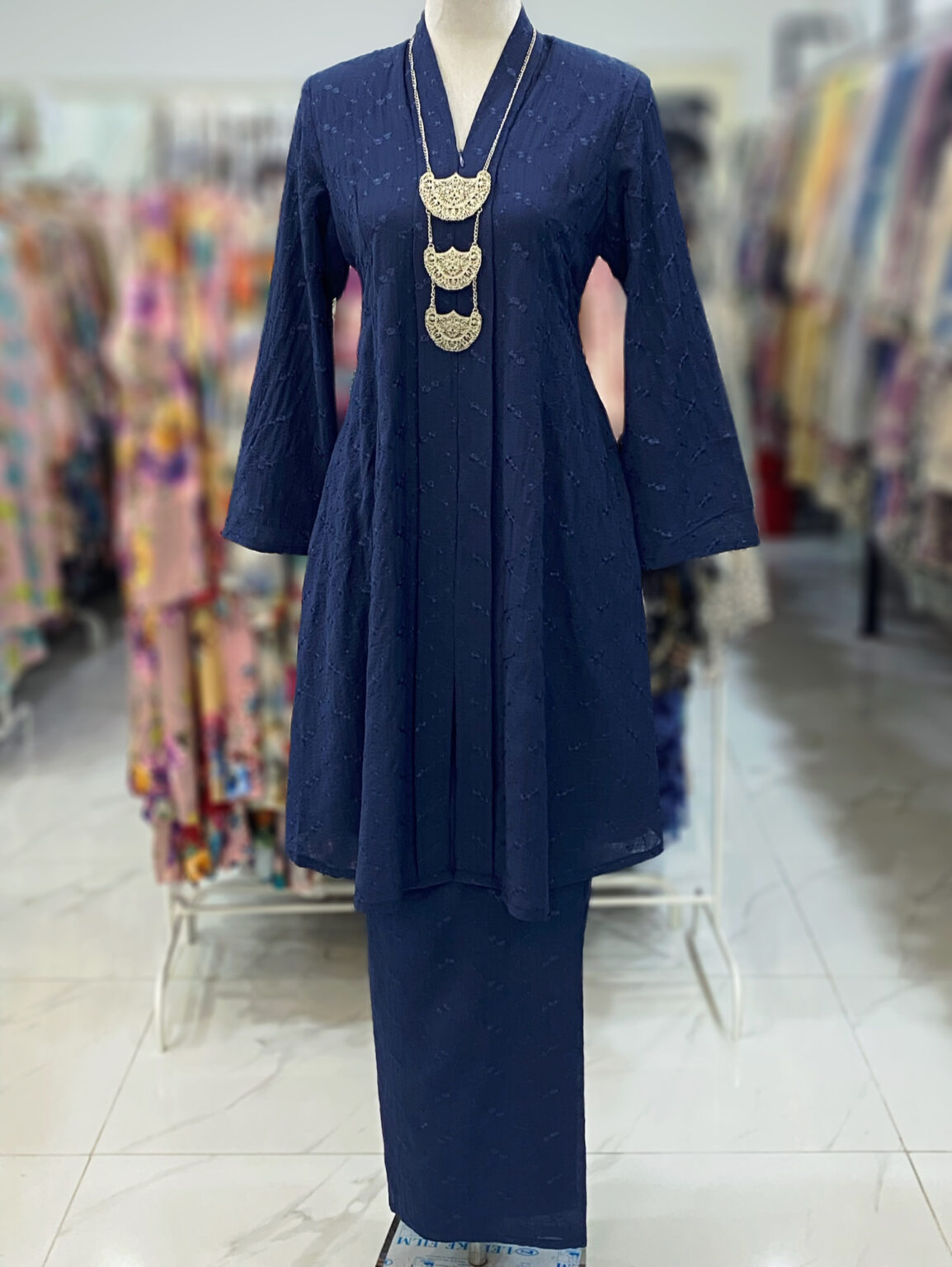 KEBAYA LABUH DANG ANUM SOFT COTTON EMBROIDERY - Image 8