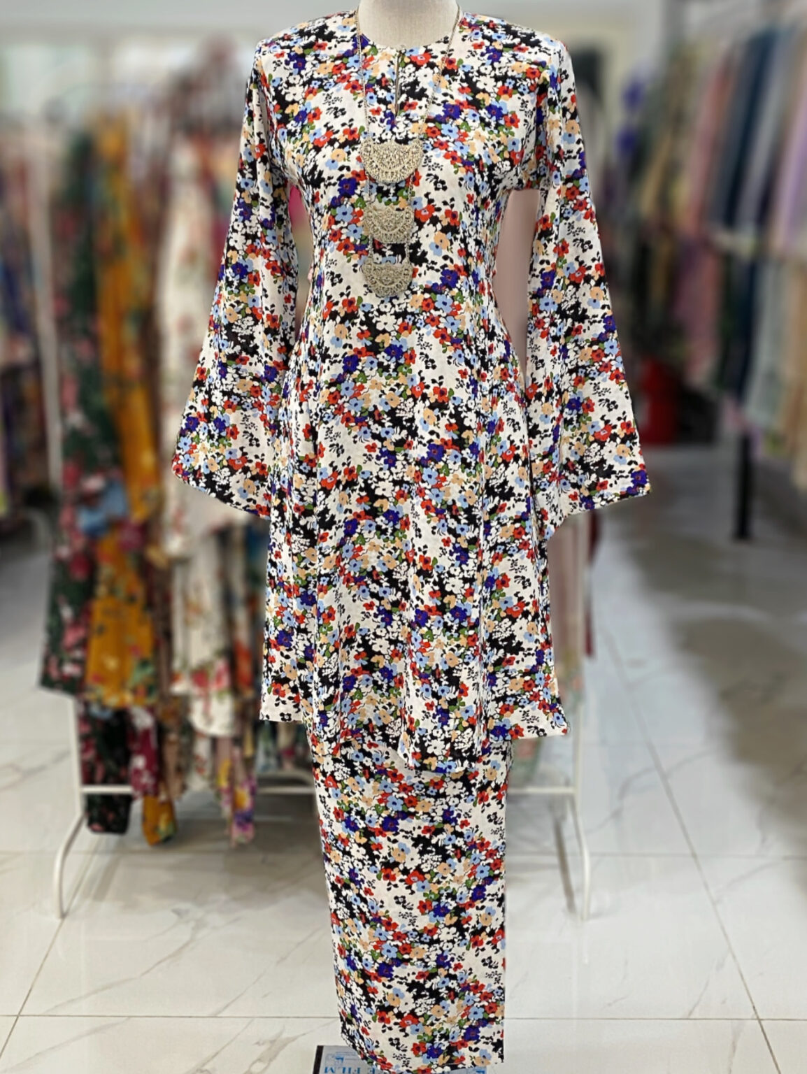 MELOR KURUNG RIAU CREPE - Image 3