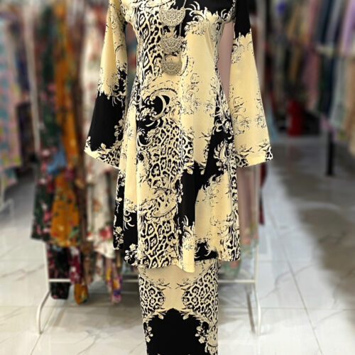 MELOR KURUNG RIAU CREPE BLACK CREAM
